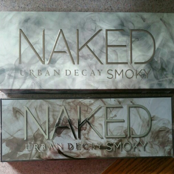 URBAN DECAY Naked Smoky Palette - brand new