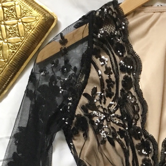 Gorgeous sequin Romper 💁 - Picture 3 of 3