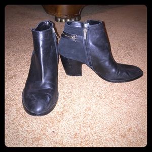 Black leather and suede booties