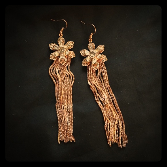 Charming Charlie Jewelry - Rose Gold flower dangle earrings