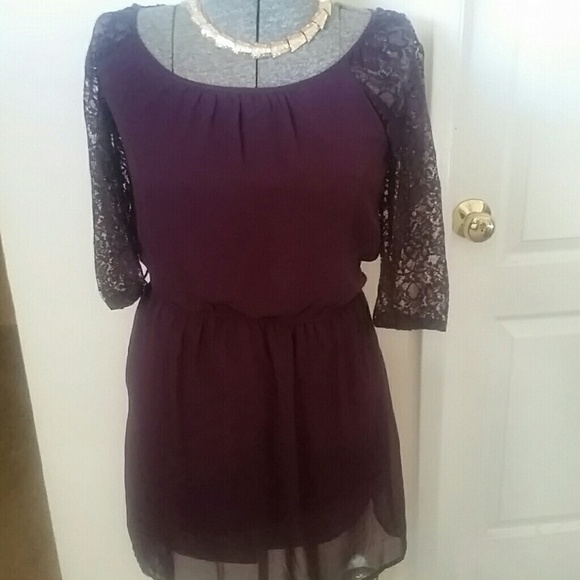 Purple sheer with lace dress - Picture 2 of 2