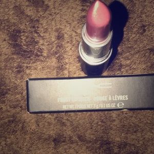 Mac Aristo-cat lipstick
