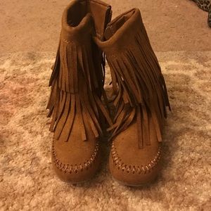 Brown fringe Boots