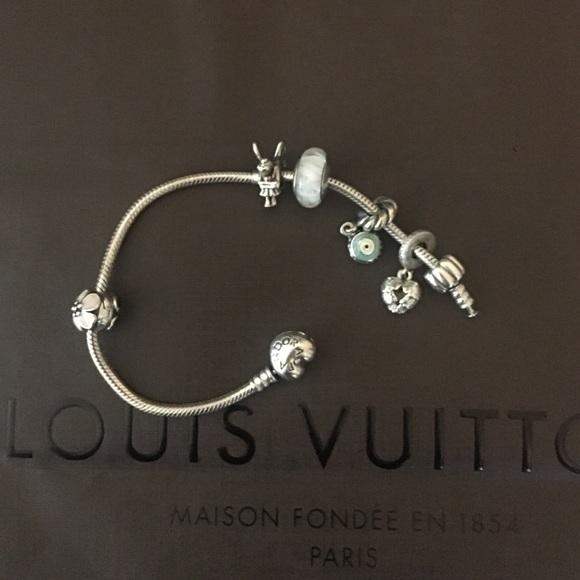 💫❤️SOLD💫❤️Pandora bracelet
