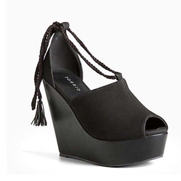 torrid Shoes - Flash Sale Black lace up peep toe shoes size 8