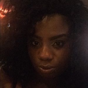 Meet your Posher, Annie