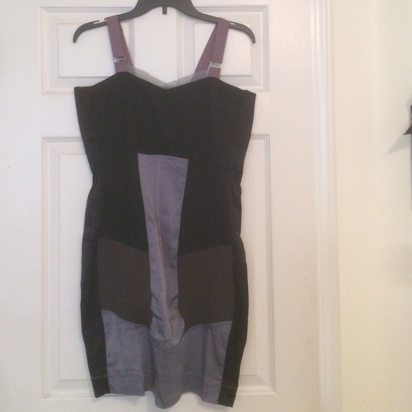 Gorgeous little black dress 👗