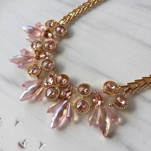 Stunning Diamond Statement Necklace - Picture 3 of 4