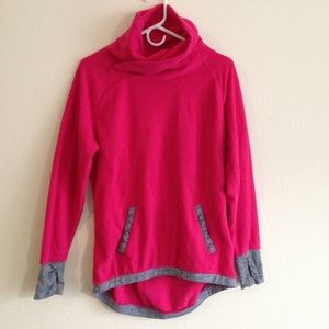 Old Navy performance fleece sweater