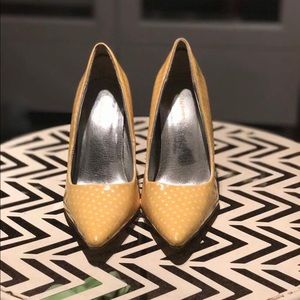 Yellow polka dotted heels
