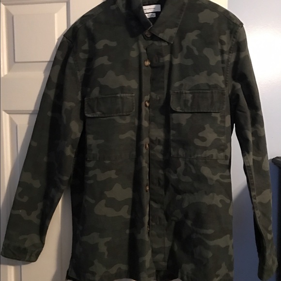 Camo jacket Urban Outfitters