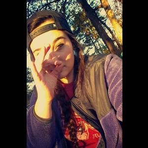 Meet your Posher, Adrianna