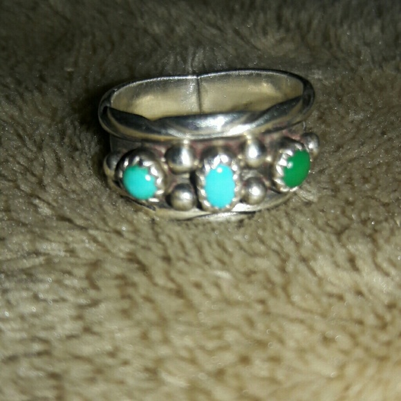 Flash sale! turquoise sterling ring sz7 Navajo WOW
