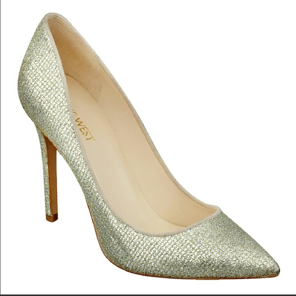 Nine West Women's Metallic Frolic Pointy Toe Pumps - Picture 2 of 3
