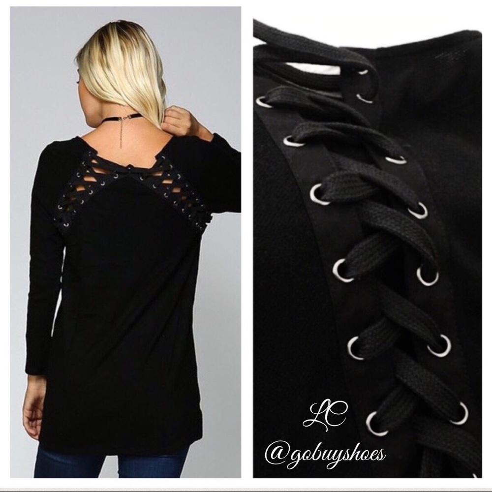 🔴 Տɑӏҽ • 1 Left • Black Lace Up Tunic Sweater