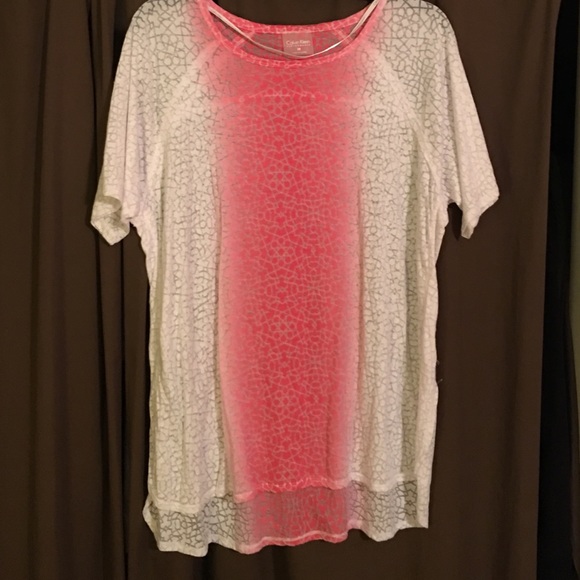 Never worn T-shirt real nice.  Calvin Klein