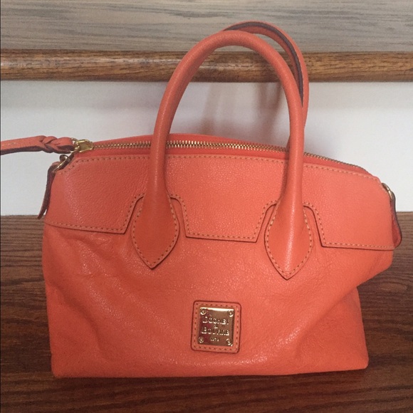 Dooney & Bourke Handbags - Dooney and Bourke orange elbow purse