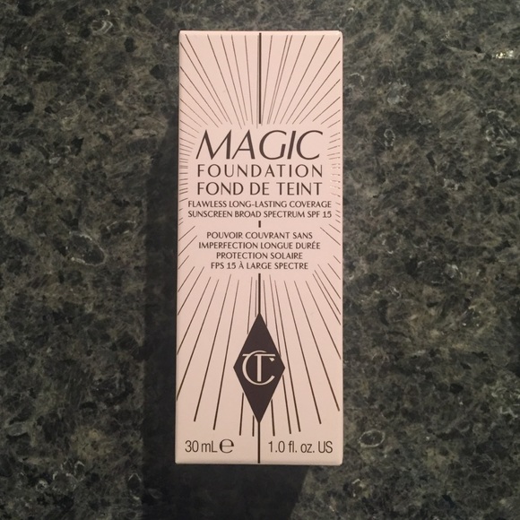 Charlotte Tilbury Magic Foundation shade 7.