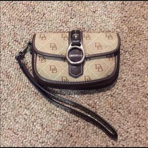 Authentic Dooney & Bourke Wristlet
