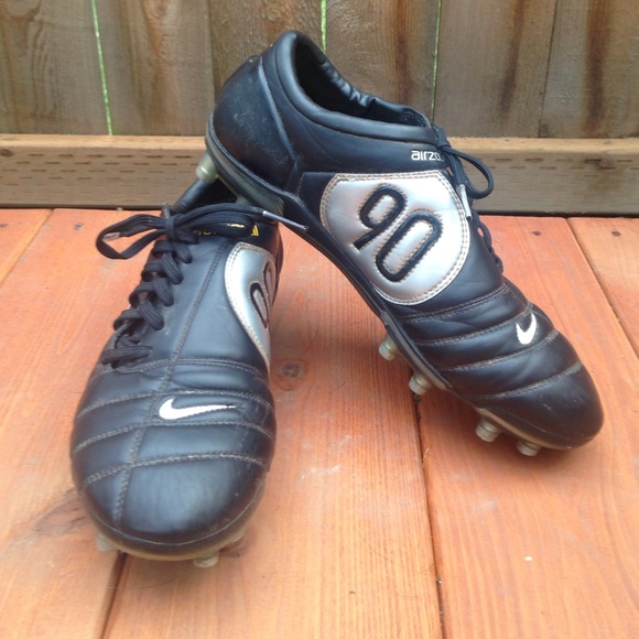 Black Nike Soccer Cleats