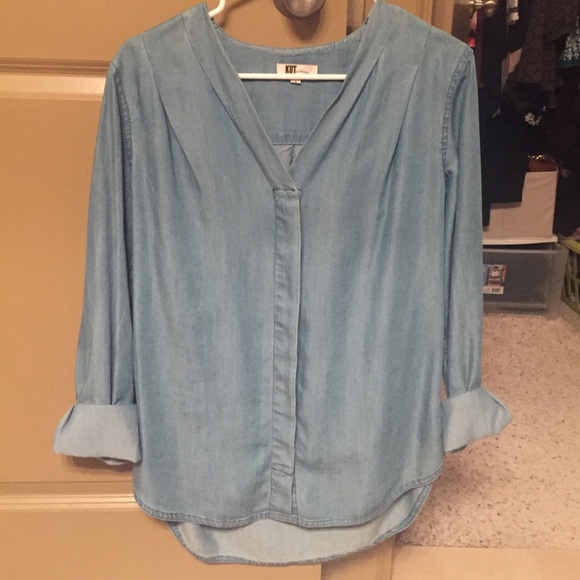 Chambray top! 😊