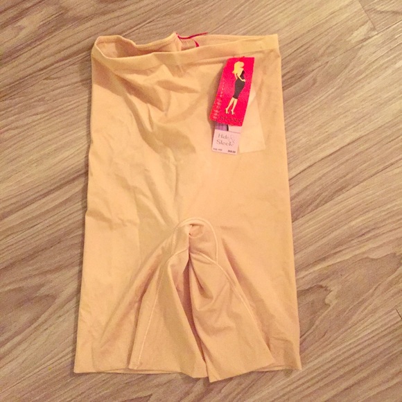 Brand NEW nude SPANX