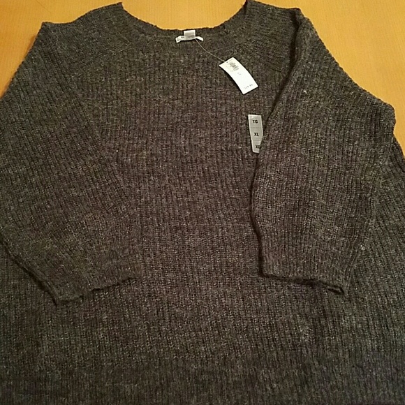 OLD NAVY  grey sweater