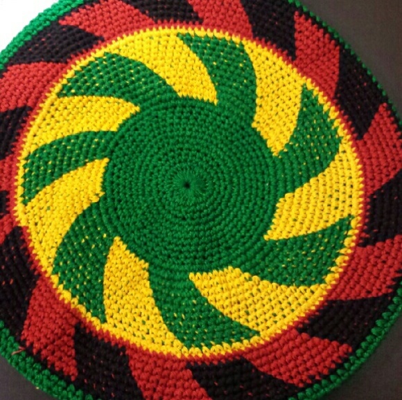 Rasta hat - Picture 3 of 4
