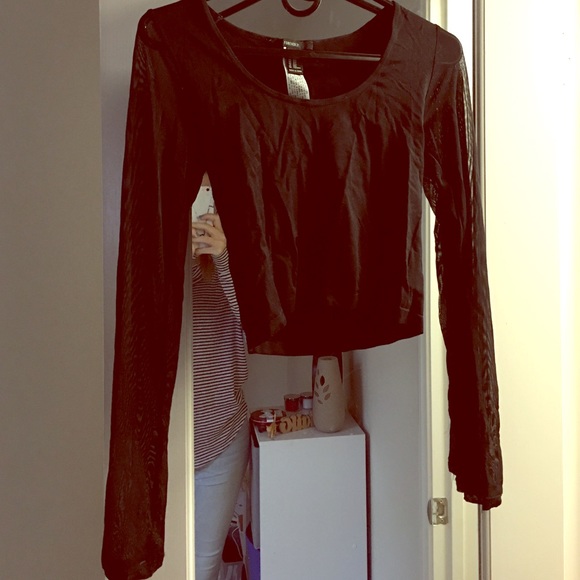 Forever 21 black crop top.