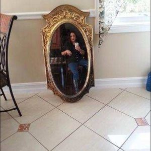 Meet your Posher, Norma