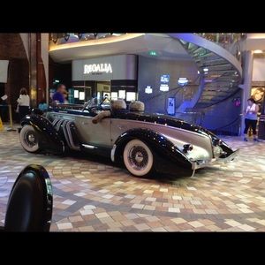 Meet your Posher, Michael