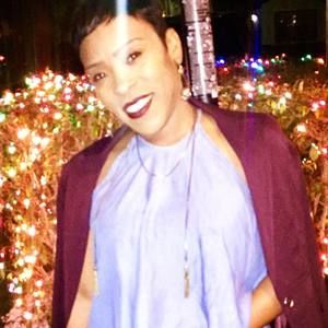 Meet your Posher, Monique