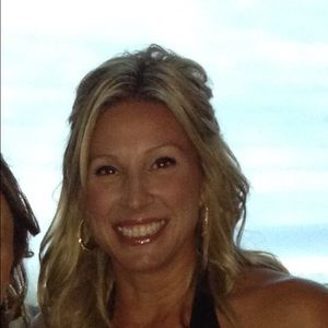 Meet your Posher, Suzy