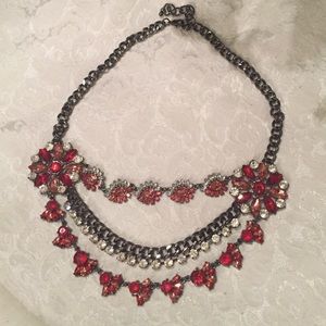 Beautiful three tier sparkly necklace-red and pink