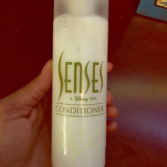 Disney Senses Spa Hair Conditioner