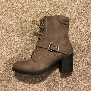 Ankle boots