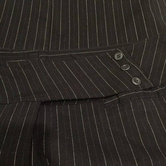 Black Pin Striped Pencil Skirt Plus Size - Picture 3 of 3