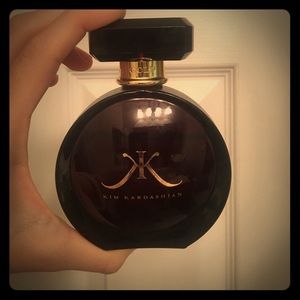 Kim Kardashian "Gold" perfume