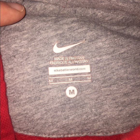 Nike hoodie - Picture 2 of 2