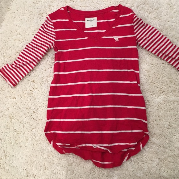 amercrombie kids v neck long sleeve.