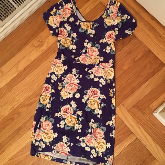 PLUS SIZE FLORAL DRESS 👗