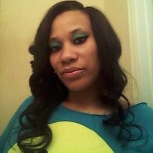 Meet your Posher, Latoya