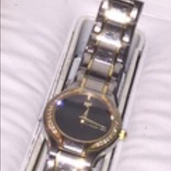 Watch - Picture 2 of 3