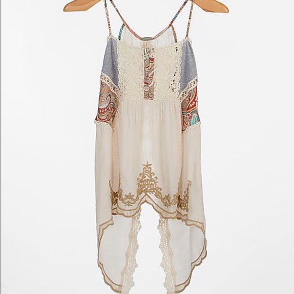 Gimmicks by BKE Open Back Top