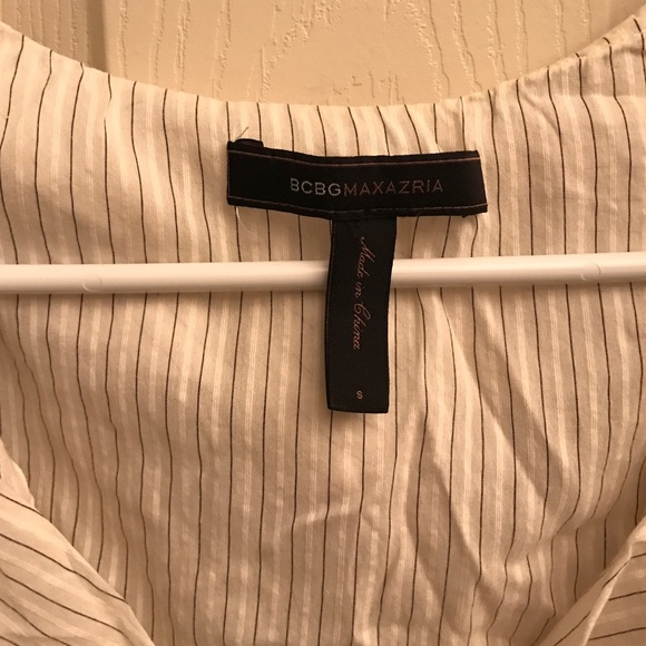 BCBG Striped Blouse with Ruffle Details. Sz S. - Picture 3 of 3