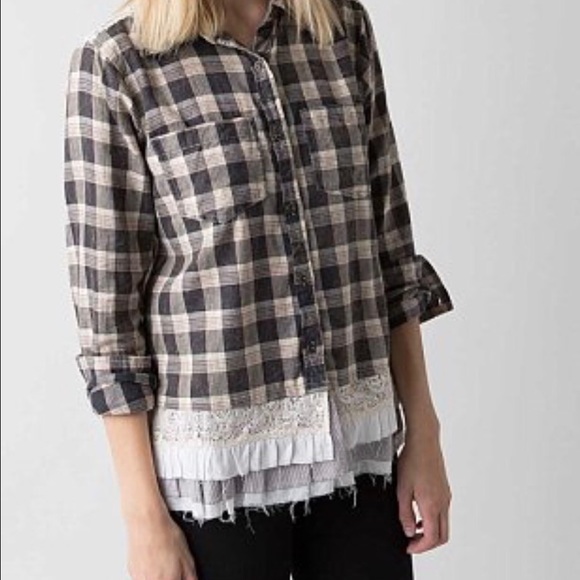 Gimmicks Plaid Button Up