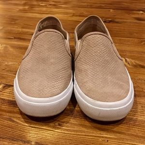 Tory Burch "Snake Skin" slip ons Beige Size 6.5
