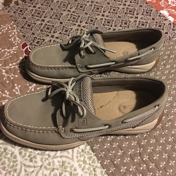 Sperry Loafers in great condition
