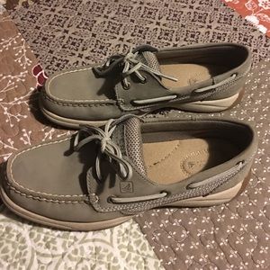 Sperry Loafers in great condition