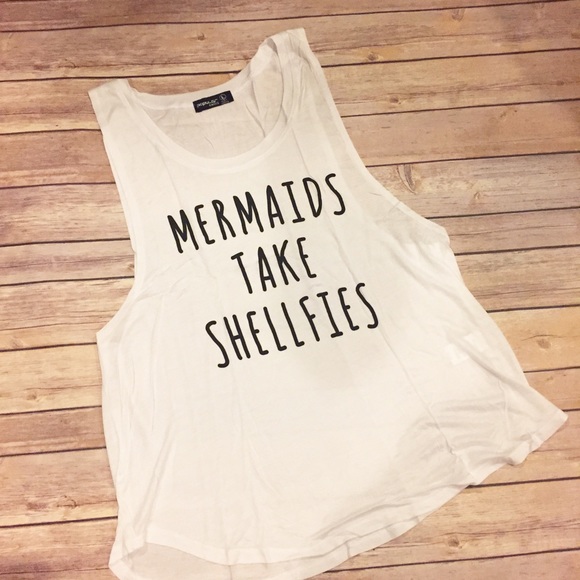 LAST 1! Large Mermaids take Shellfies tee - Picture 3 of 4